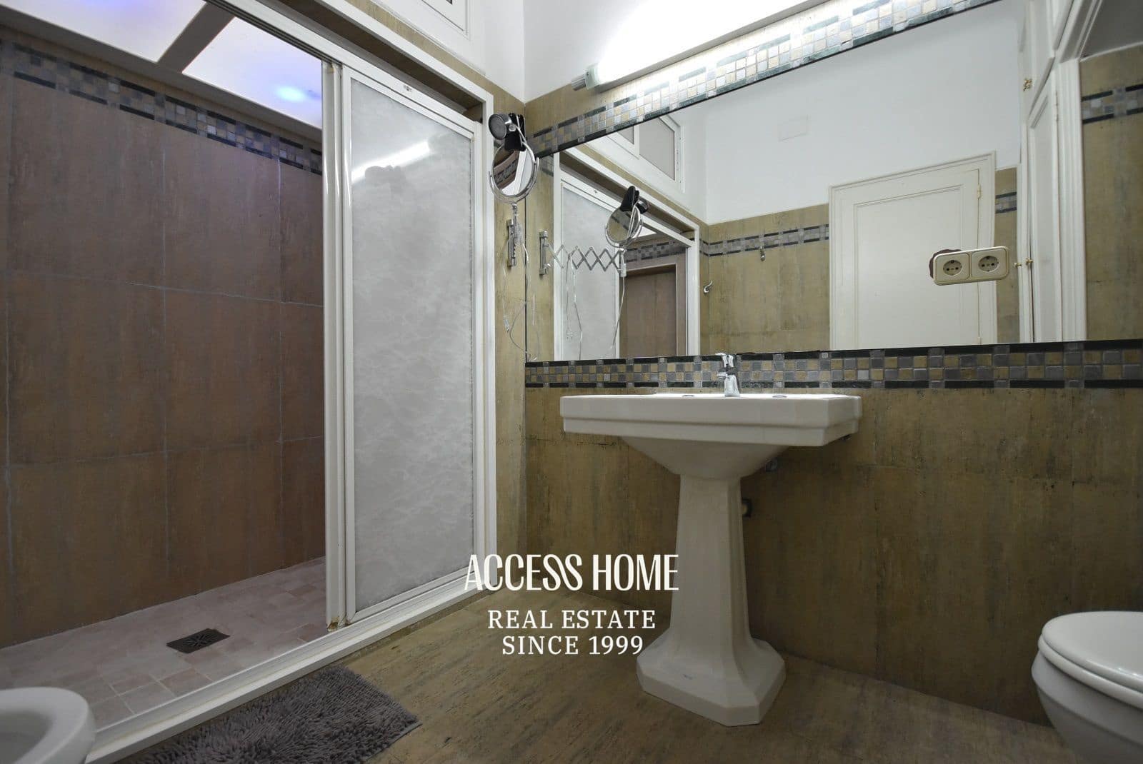 7 soveværelse Villa til salg i El Masnou - € 1.100.000 (Ref: 9144697)