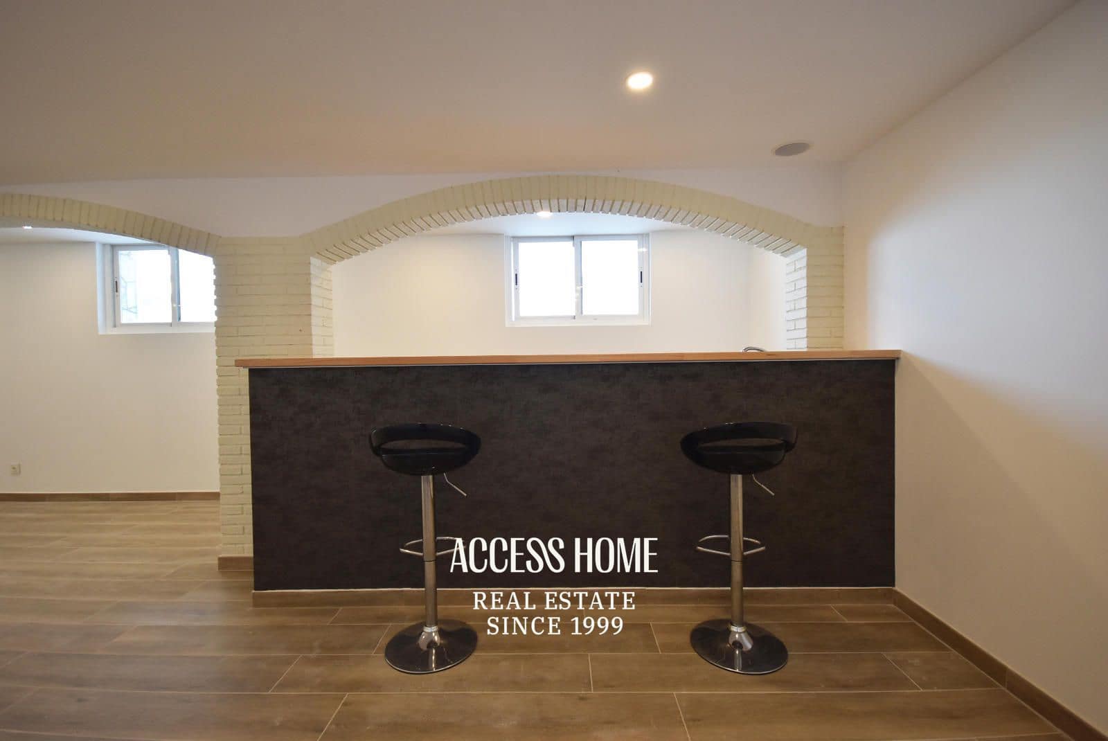 5 sypialnia Willa na sprzedaż w Premia de Dalt z basenem garażem - 1 350 000 € (Ref: 9144698)