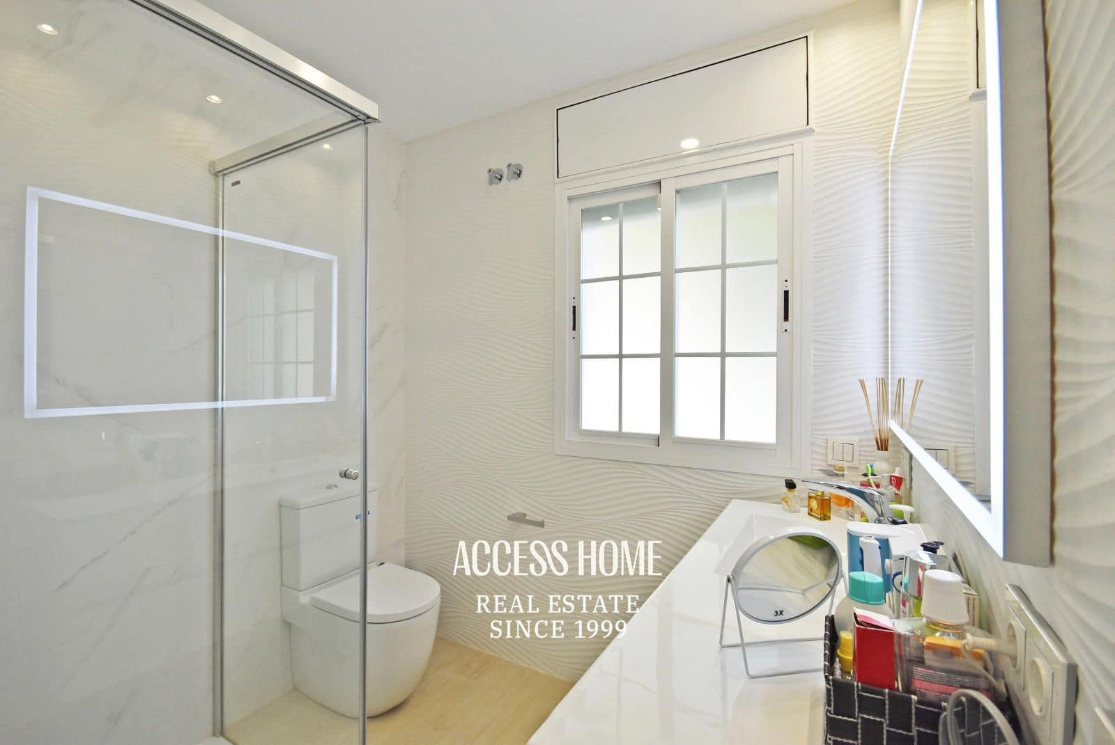 5 sypialnia Willa na sprzedaż w Premia de Dalt z basenem garażem - 1 350 000 € (Ref: 9144698)