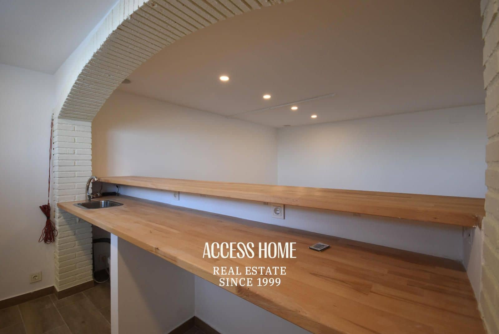 5 sypialnia Willa na sprzedaż w Premia de Dalt z basenem garażem - 1 350 000 € (Ref: 9144698)