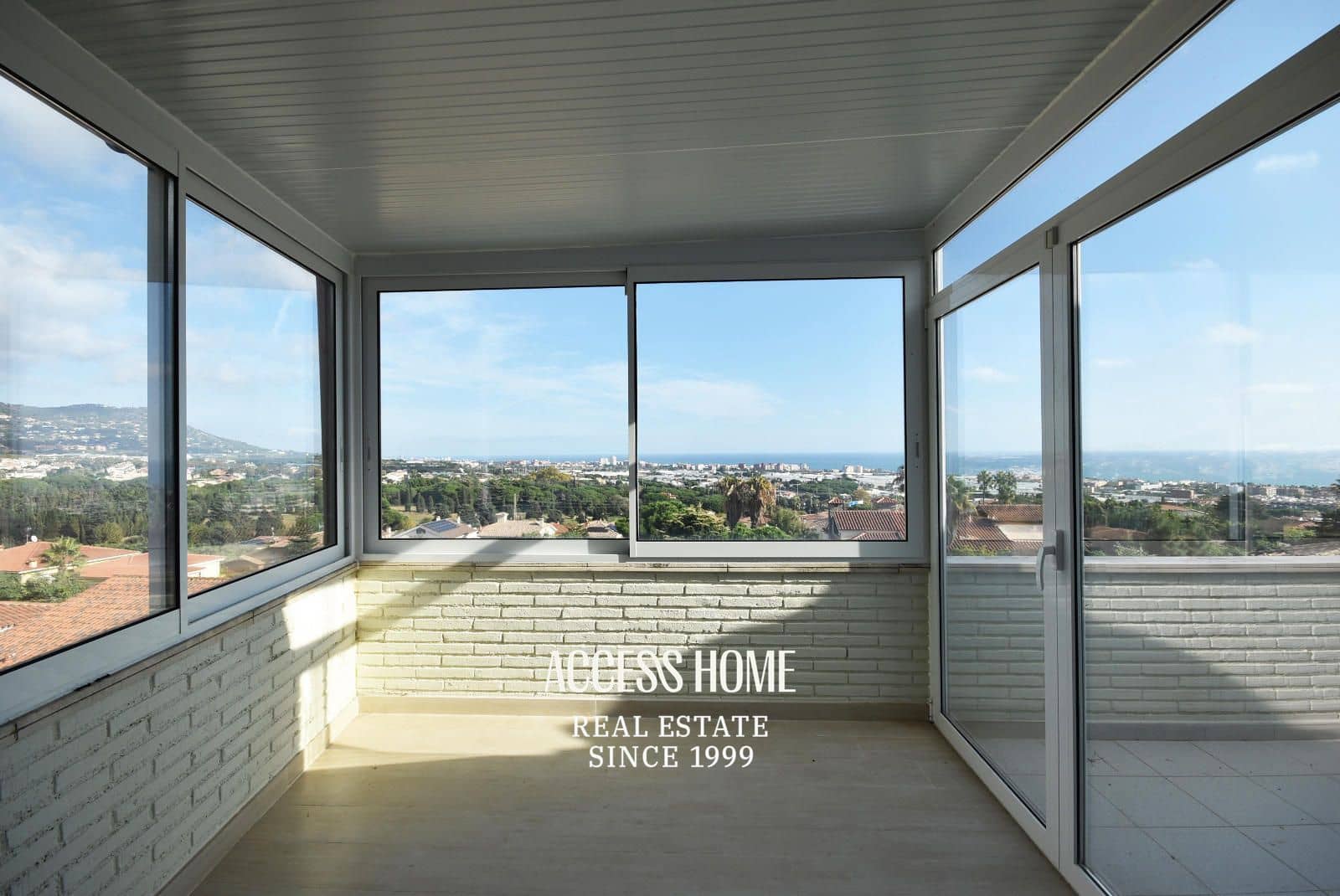 5 sypialnia Willa na sprzedaż w Premia de Dalt z basenem garażem - 1 350 000 € (Ref: 9144698)