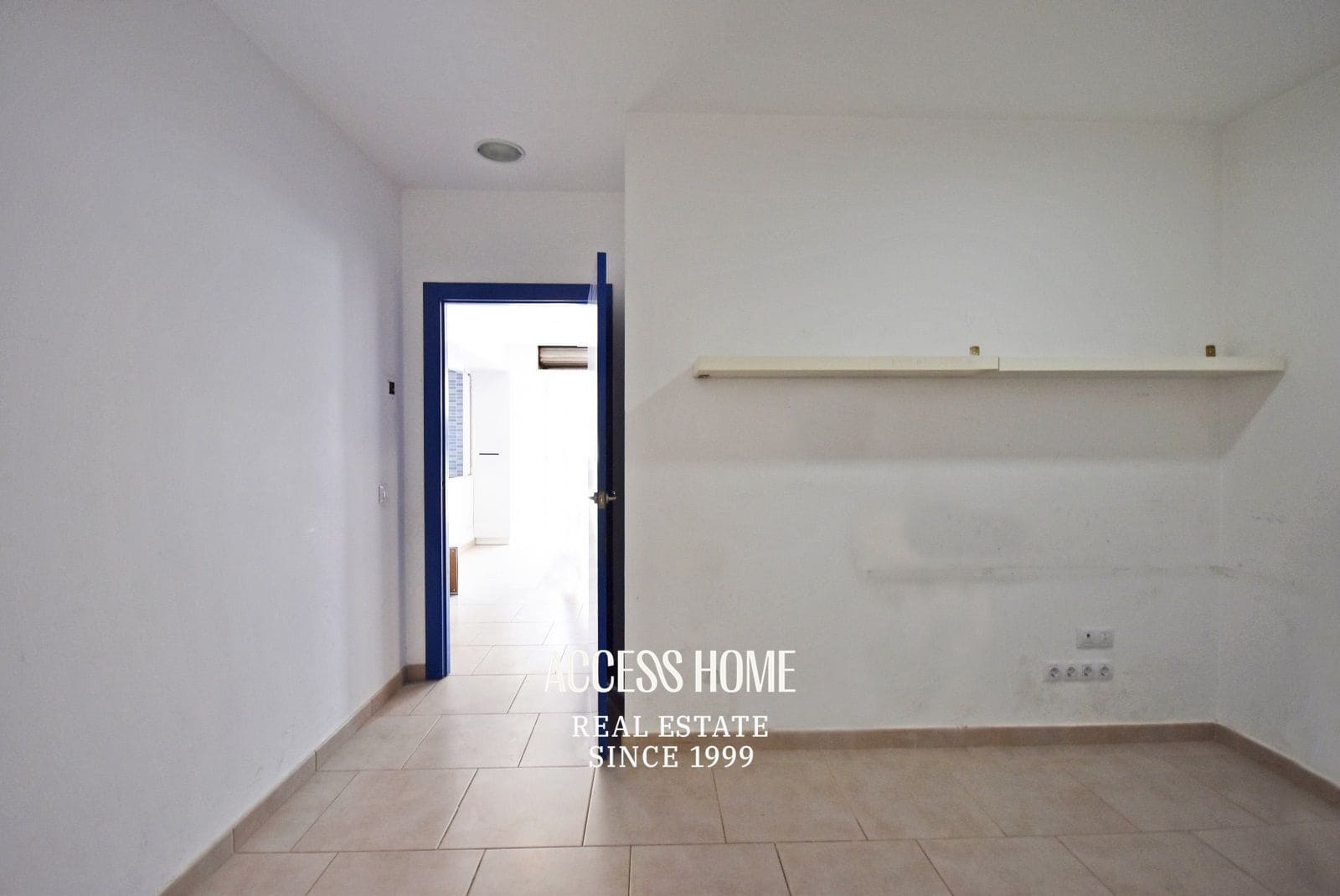 Commercieel te koop in Arenys de Mar - € 140.000 (Ref: 9144699)