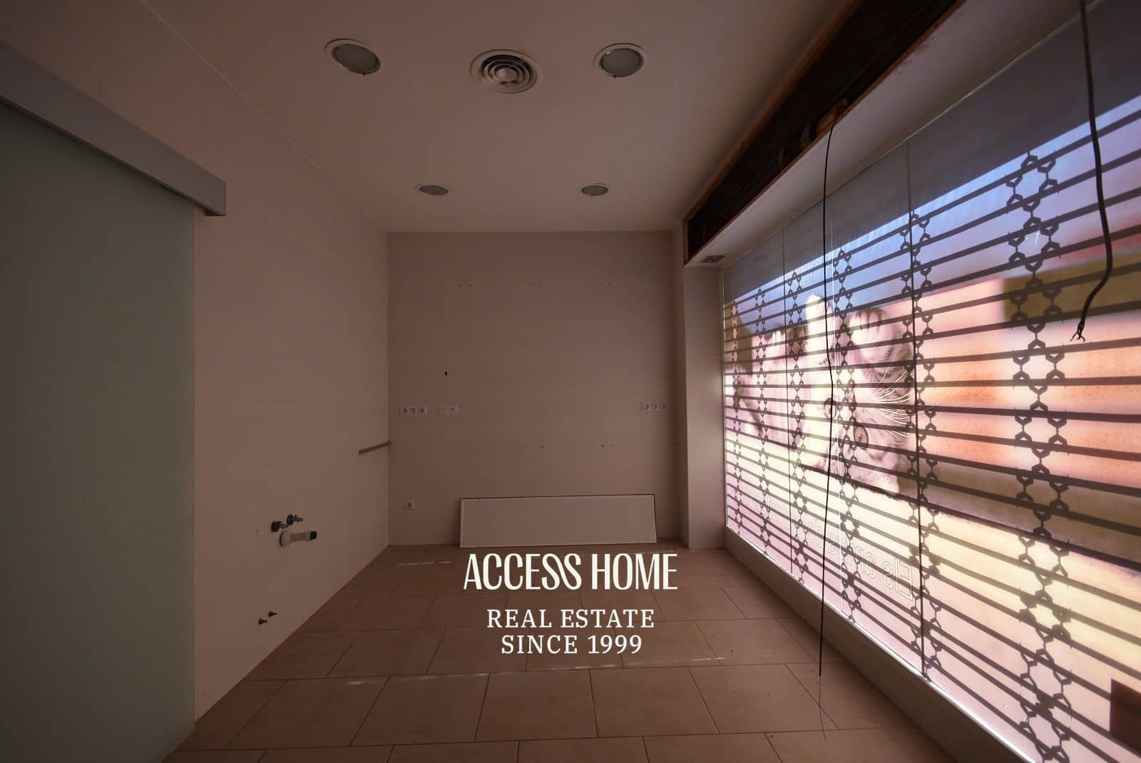 Commercieel te koop in Arenys de Mar - € 140.000 (Ref: 9144699)