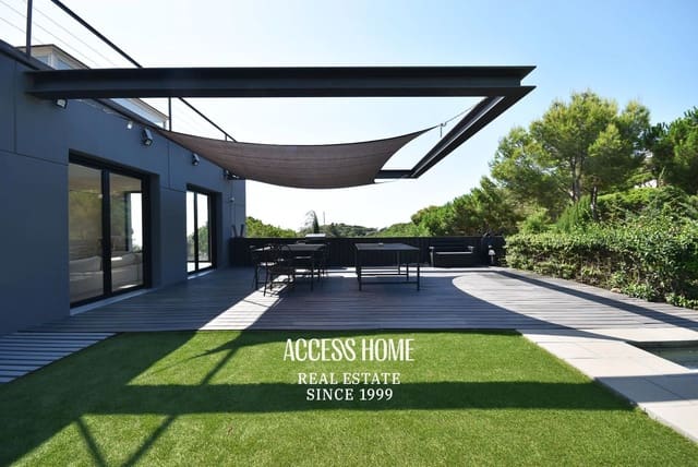 4 makuuhuone Huvila myytävänä paikassa Premià de Dalt mukana uima-altaan 
autotalli - 1 680 000 € (Ref: 9144700)