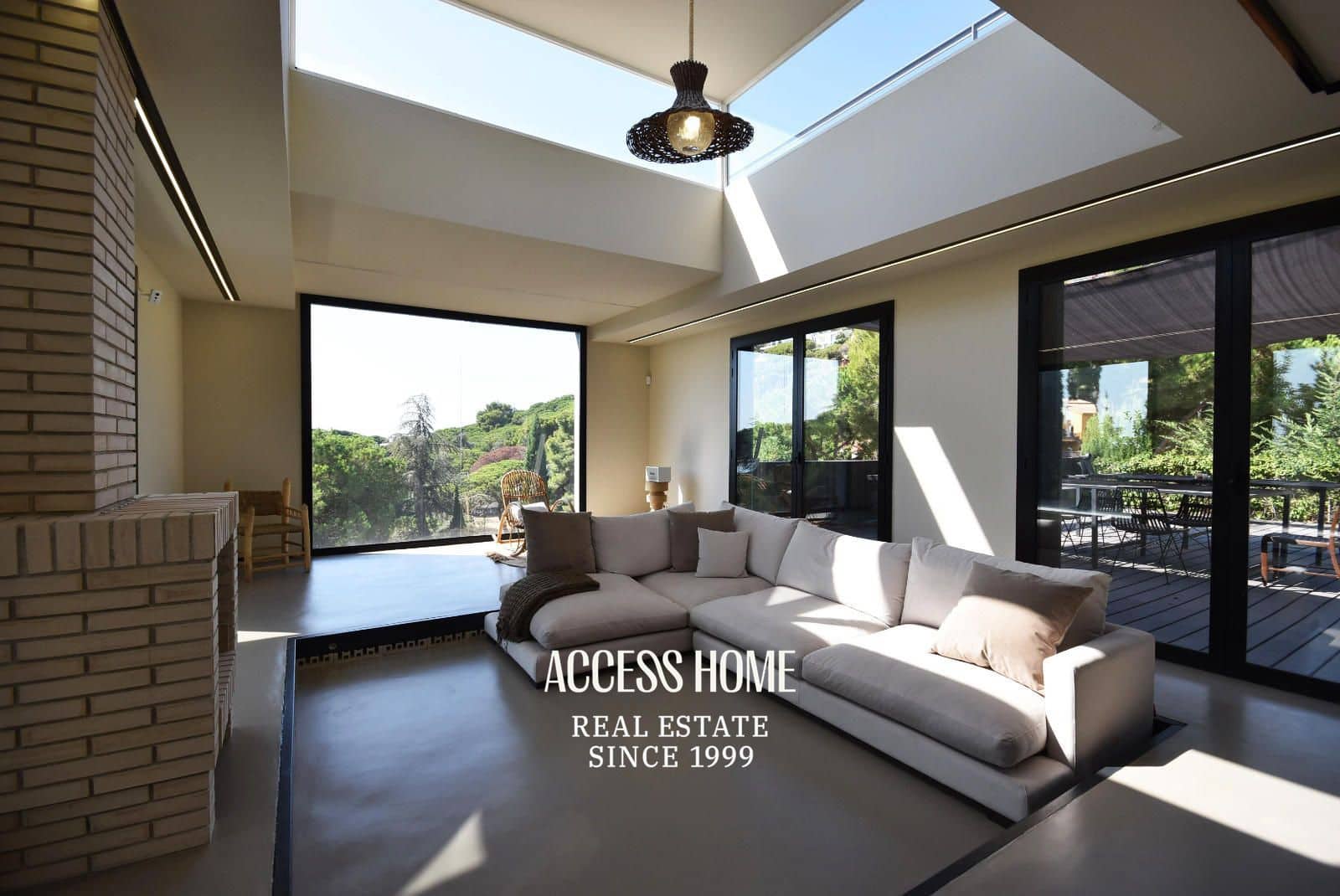 4 sypialnia Willa na sprzedaż w Premia de Dalt z basenem garażem - 1 680 000 € (Ref: 9144700)