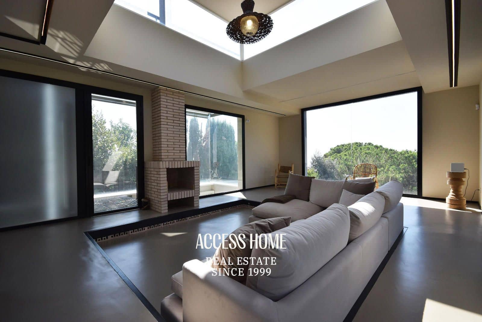 4 sypialnia Willa na sprzedaż w Premia de Dalt z basenem garażem - 1 680 000 € (Ref: 9144700)