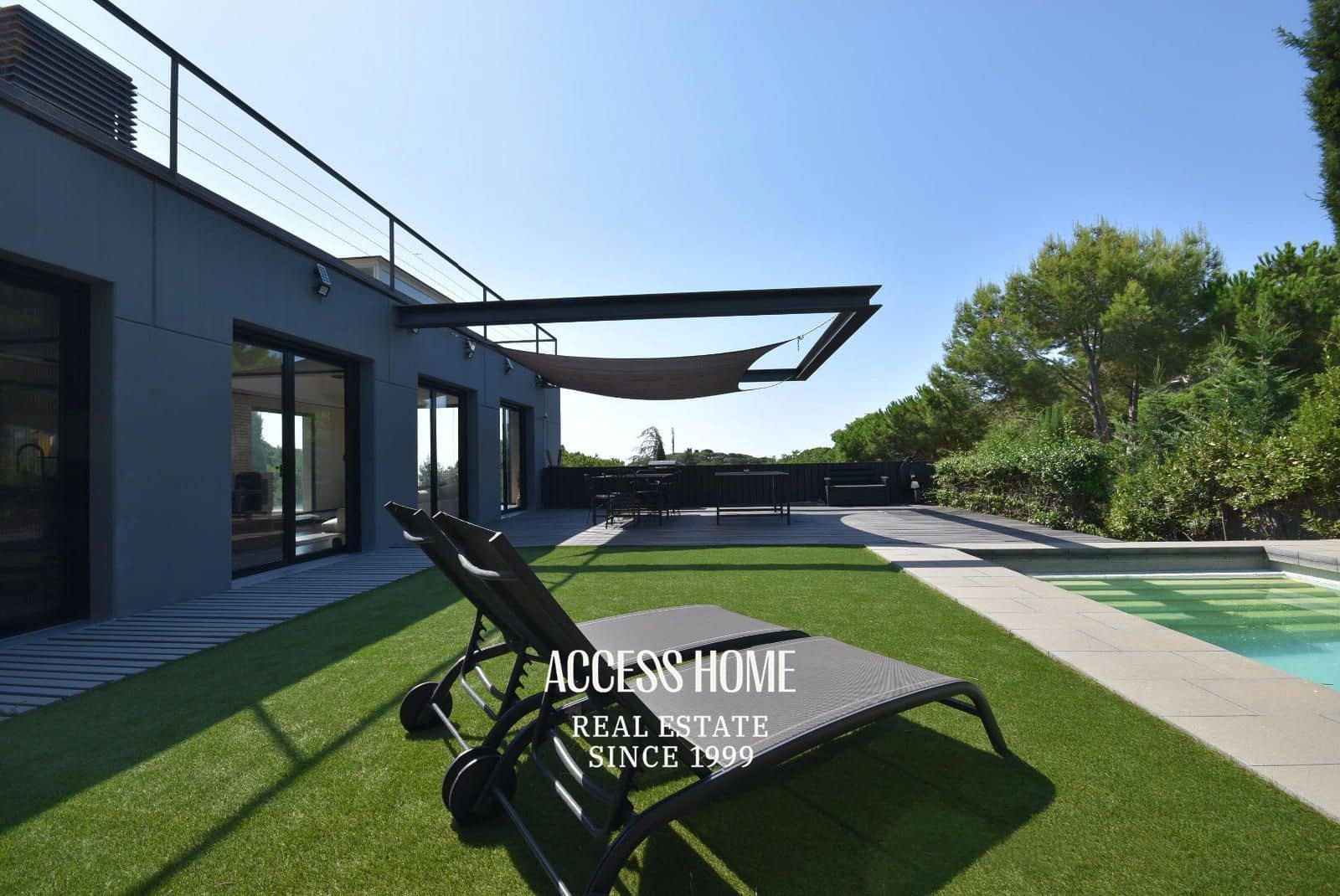 4 sypialnia Willa na sprzedaż w Premia de Dalt z basenem garażem - 1 680 000 € (Ref: 9144700)