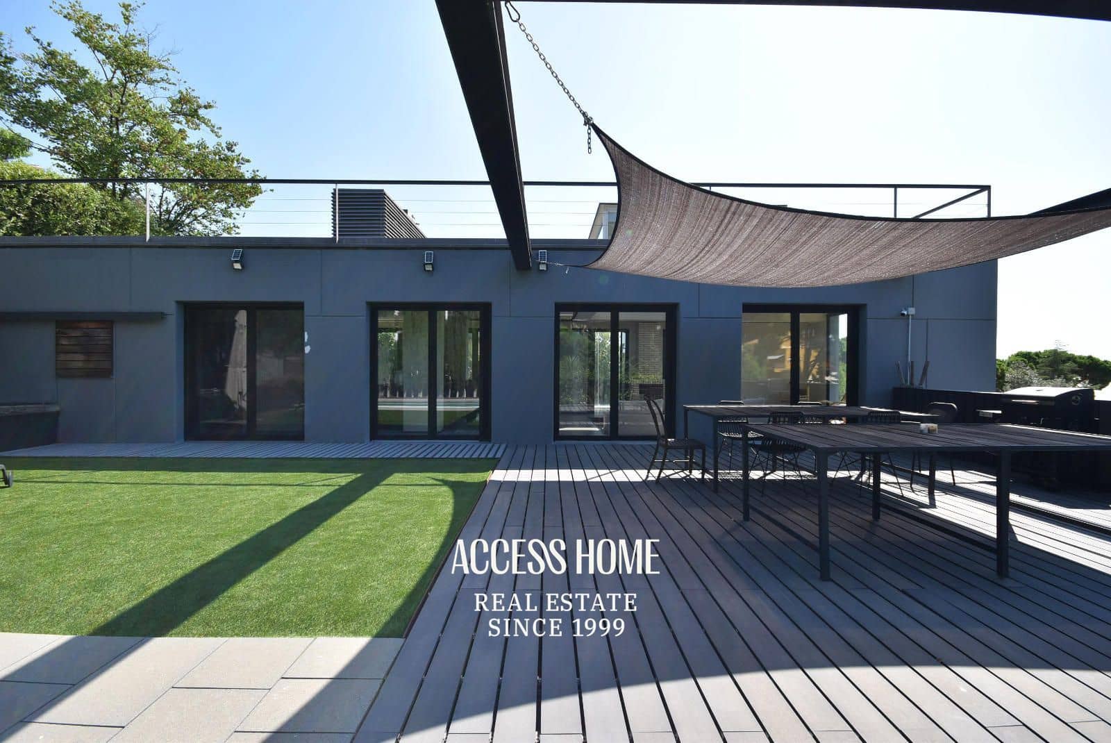 4 sypialnia Willa na sprzedaż w Premia de Dalt z basenem garażem - 1 680 000 € (Ref: 9144700)