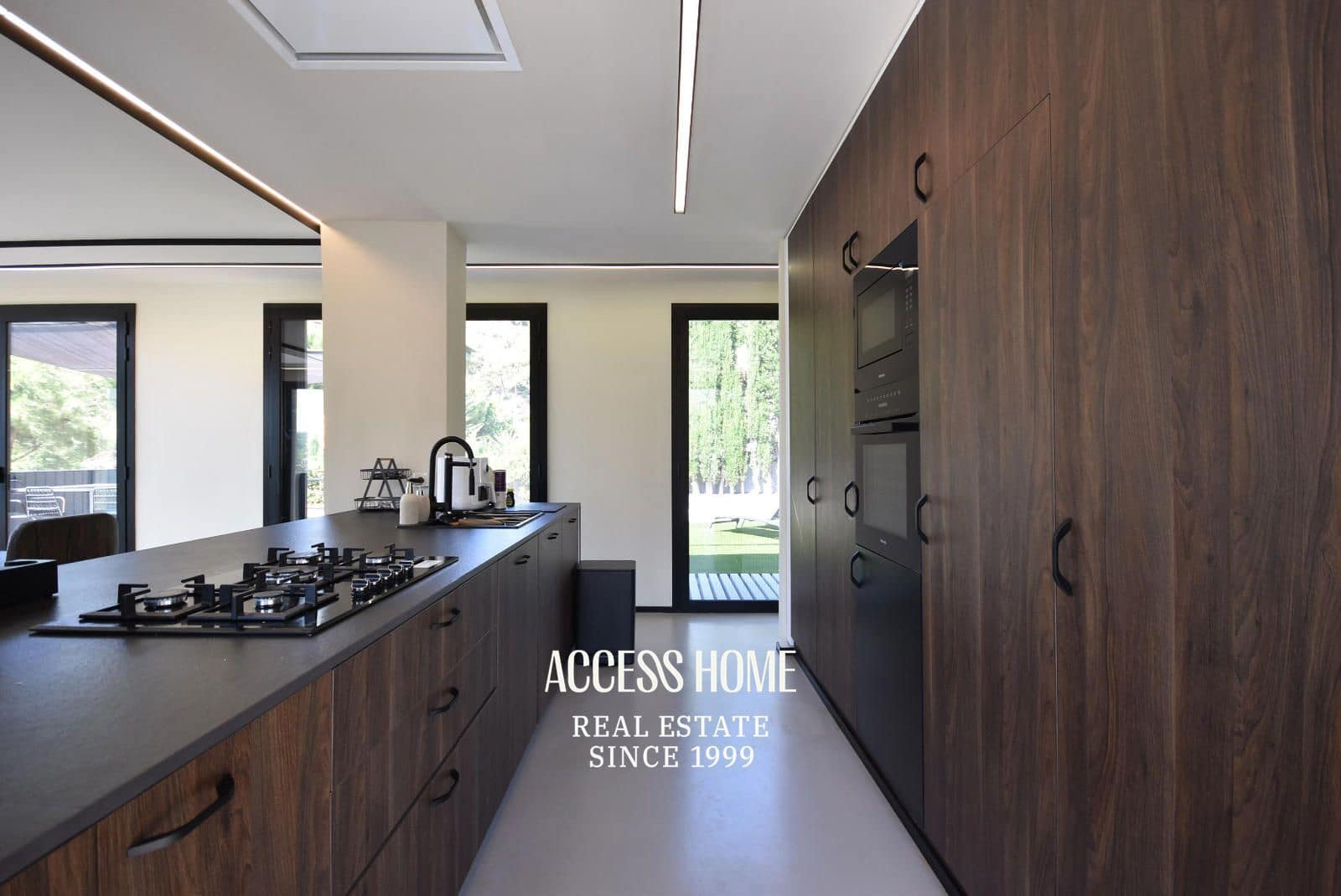 4 sypialnia Willa na sprzedaż w Premia de Dalt z basenem garażem - 1 680 000 € (Ref: 9144700)