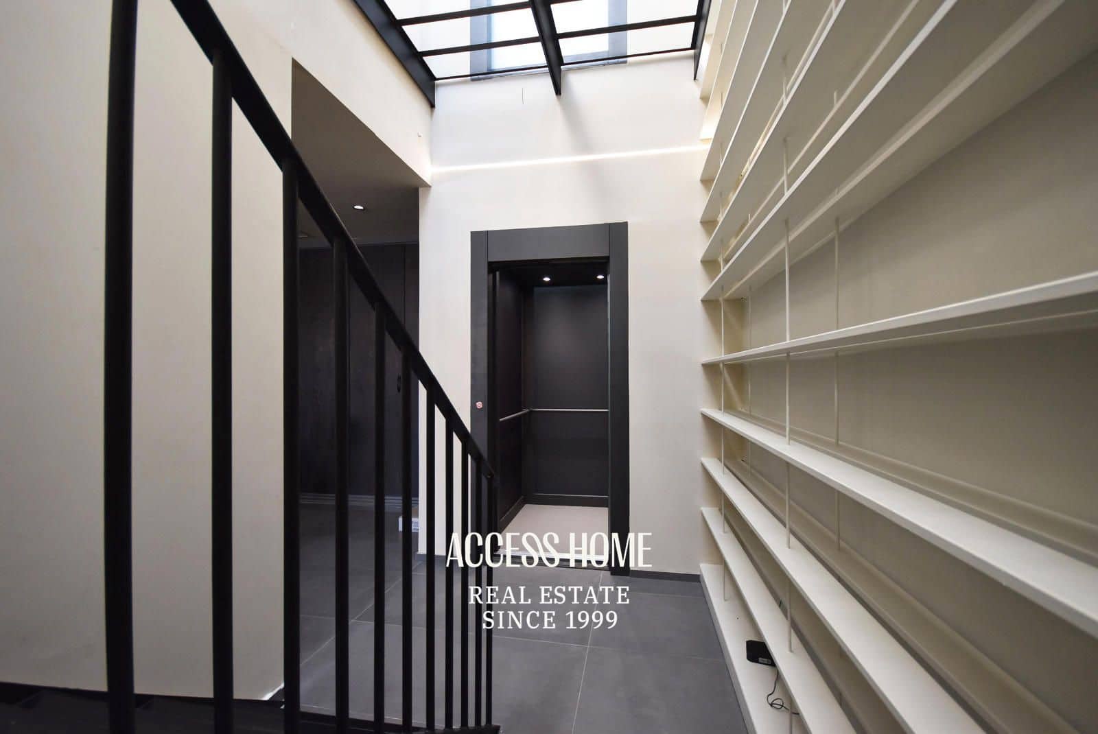 4 sypialnia Willa na sprzedaż w Premia de Dalt z basenem garażem - 1 680 000 € (Ref: 9144700)