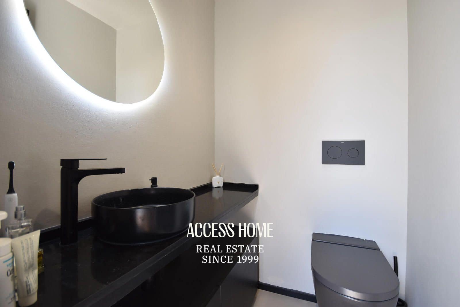 4 sypialnia Willa na sprzedaż w Premia de Dalt z basenem garażem - 1 680 000 € (Ref: 9144700)