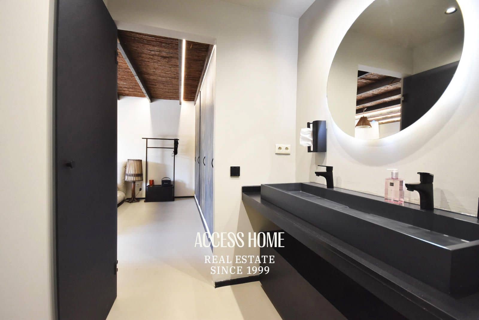 4 sypialnia Willa na sprzedaż w Premia de Dalt z basenem garażem - 1 680 000 € (Ref: 9144700)