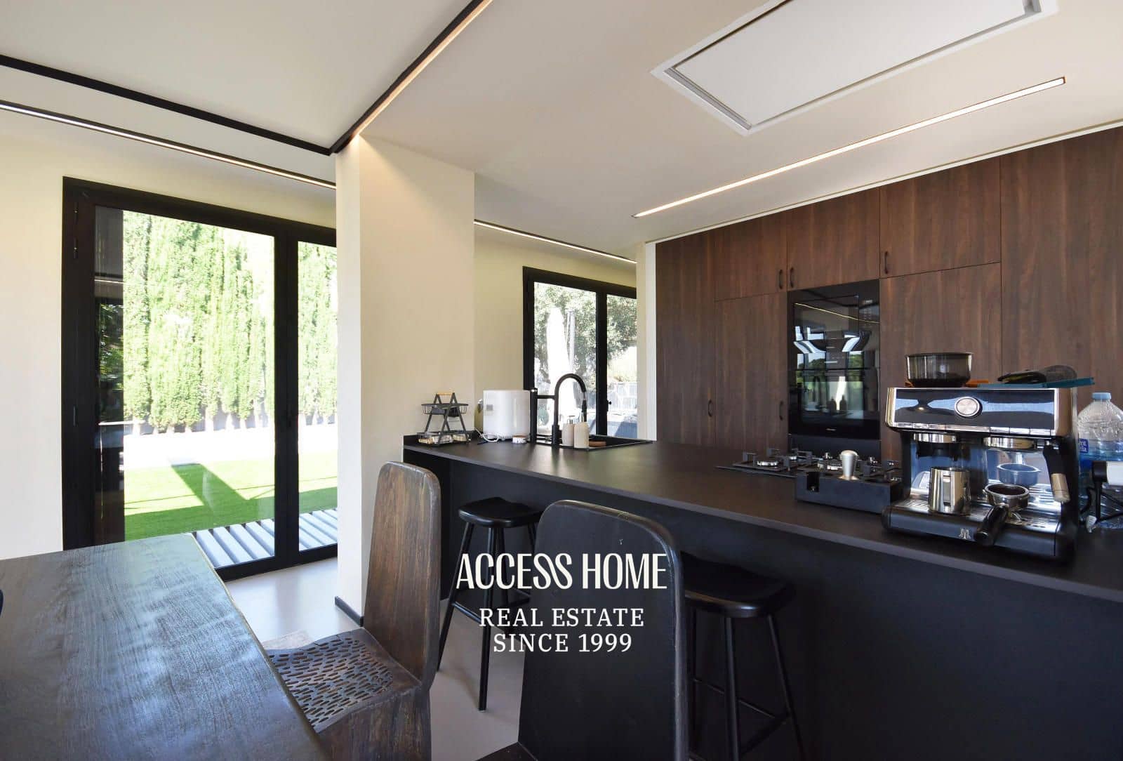 4 sypialnia Willa na sprzedaż w Premia de Dalt z basenem garażem - 1 680 000 € (Ref: 9144700)