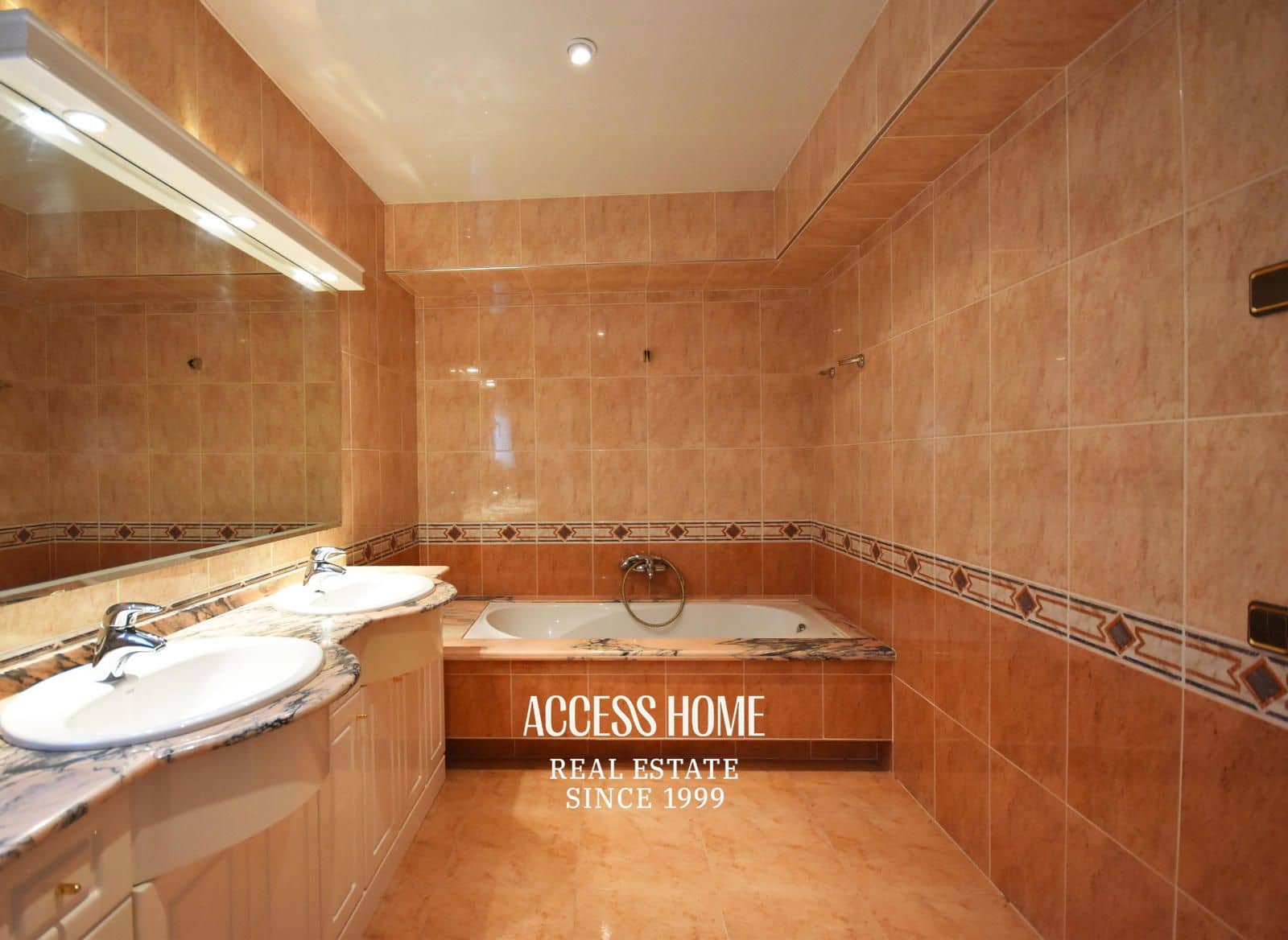 5 sypialnia Willa na sprzedaż w Premia de Dalt z basenem garażem - 3 200 000 € (Ref: 9146003)