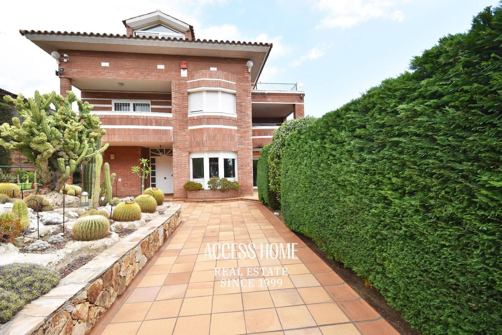 5 sypialnia Willa na sprzedaż w Premia de Dalt z basenem garażem - 3 200 000 € (Ref: 9146003)