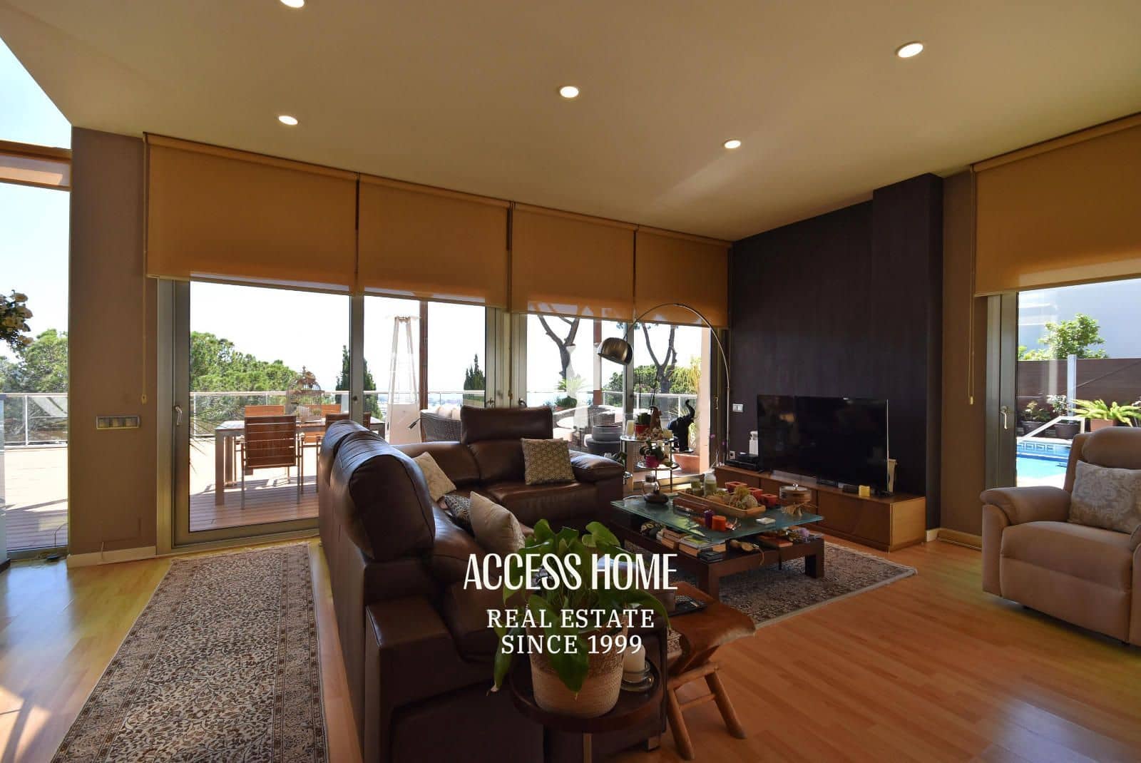 5 soveværelse Villa til salg i Premia de Dalt med swimmingpool garage - € 1.350.000 (Ref: 9146004)