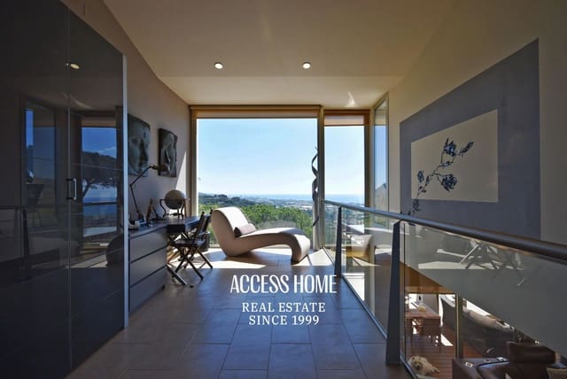 5 sypialnia Willa na sprzedaż w Premià de Dalt z basenem garażem - 1 350 000 € (Ref: 9146004)