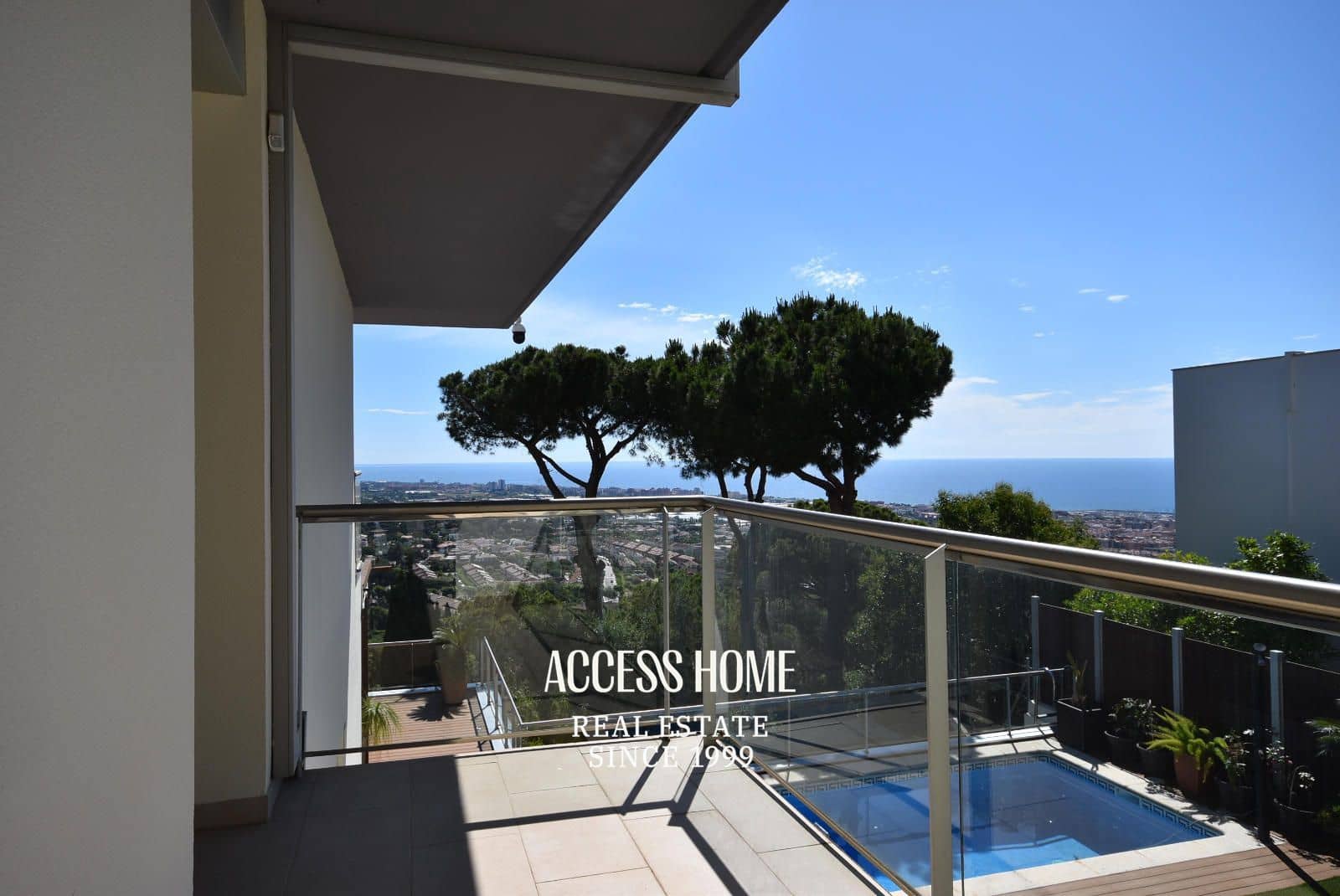 5 soveværelse Villa til salg i Premia de Dalt med swimmingpool garage - € 1.350.000 (Ref: 9146004)