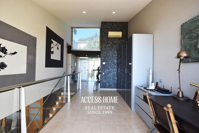 5 sypialnia Willa na sprzedaż w Premià de Dalt z basenem garażem - 1 350 000 € (Ref: 9146004)