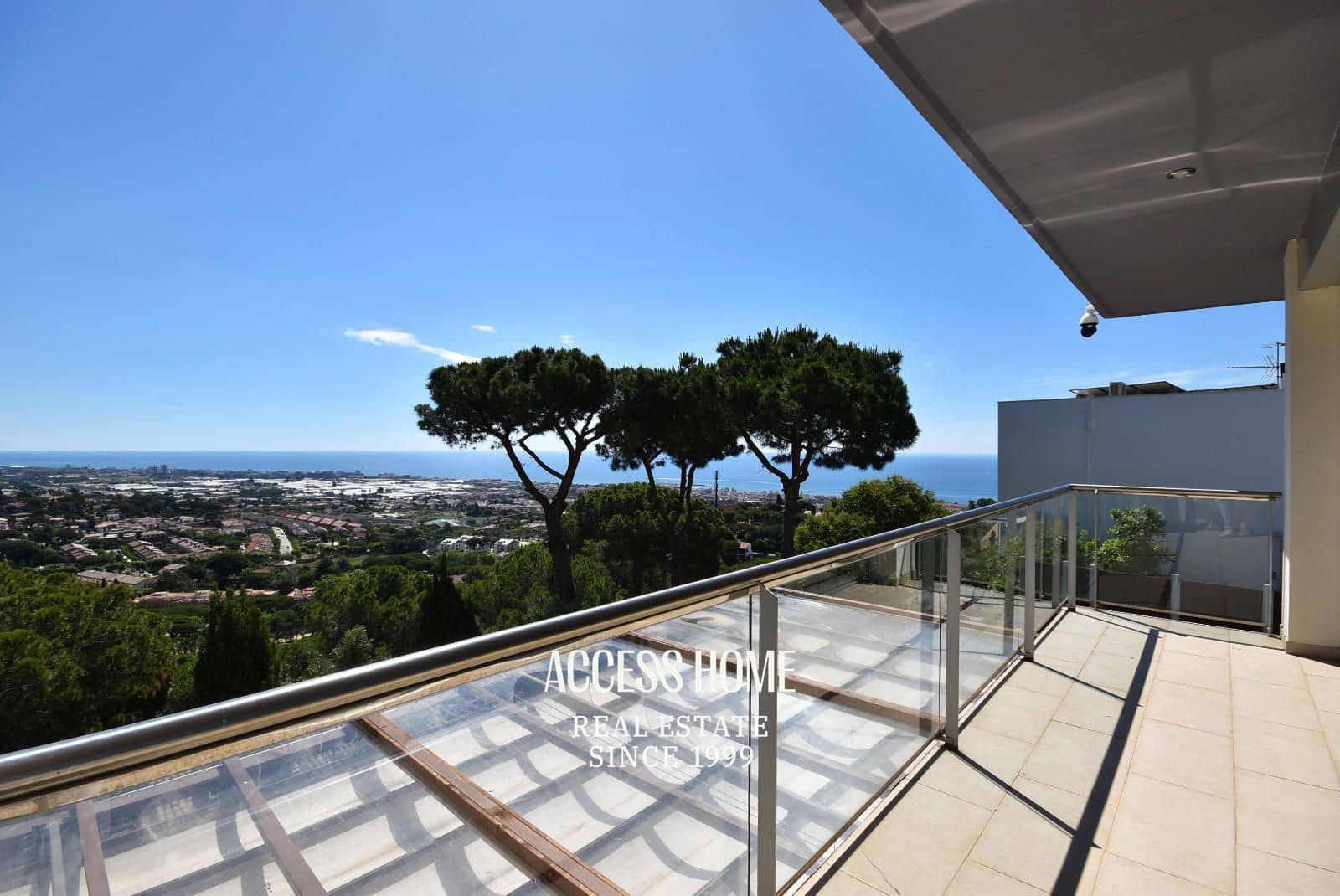 5 soveværelse Villa til salg i Premia de Dalt med swimmingpool garage - € 1.350.000 (Ref: 9146004)