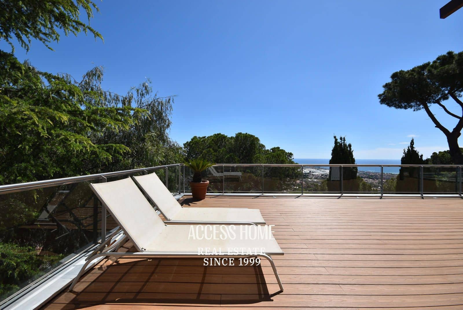 5 soveværelse Villa til salg i Premia de Dalt med swimmingpool garage - € 1.350.000 (Ref: 9146004)