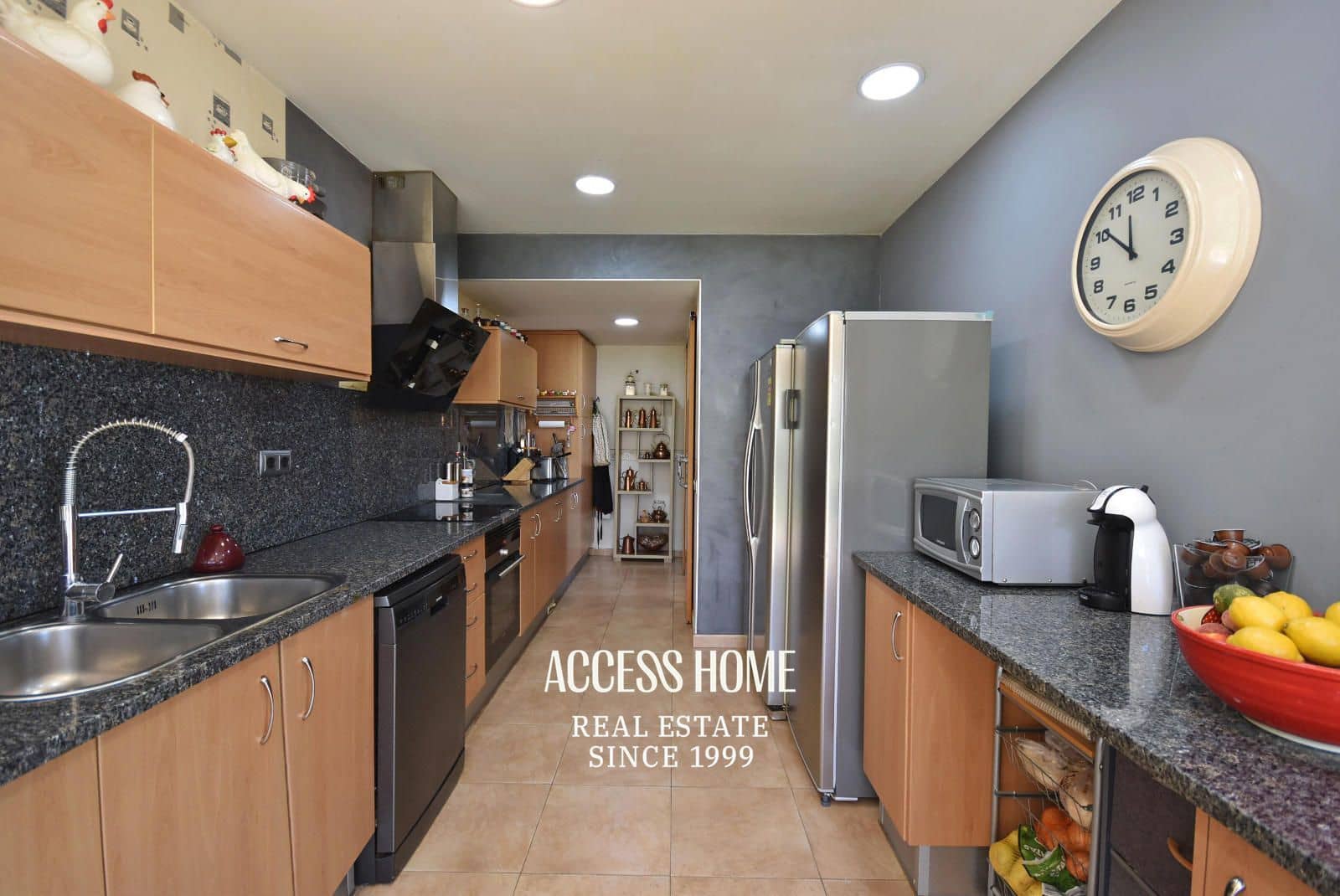 5 soveværelse Villa til salg i Premia de Dalt med swimmingpool garage - € 1.350.000 (Ref: 9146004)