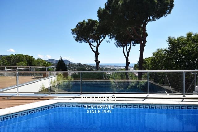 5 soveværelse Villa til salg i Premià de Dalt med swimmingpool garage - € 1.350.000 (Ref: 9146004)
