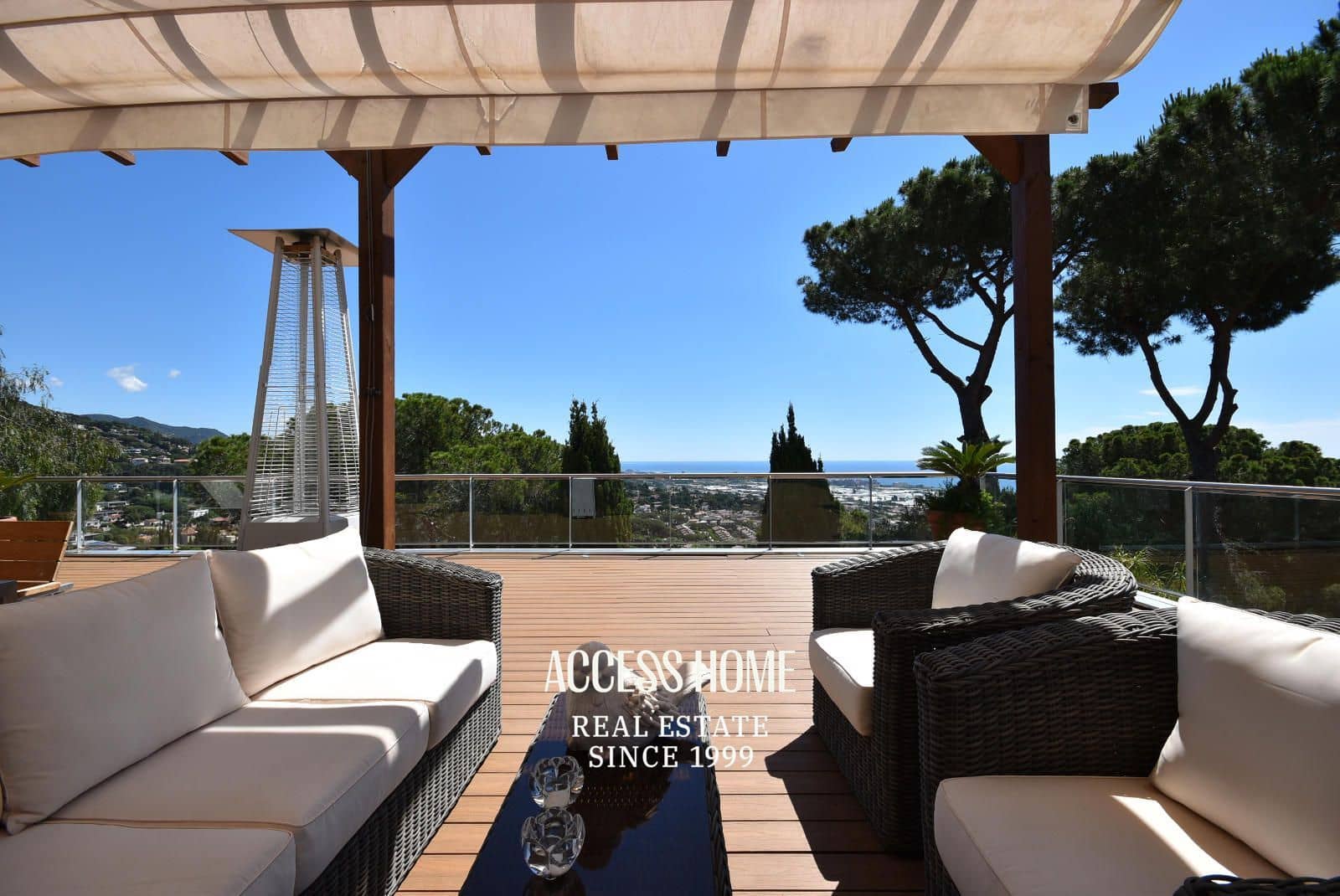 5 soveværelse Villa til salg i Premia de Dalt med swimmingpool garage - € 1.350.000 (Ref: 9146004)