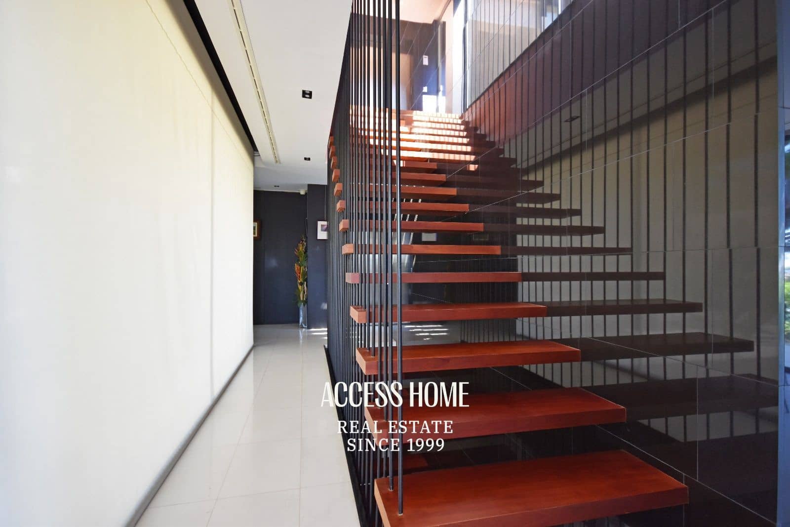 6 soverom Villa til salgs i Teia med svømmebasseng garasje - € 2 900 000 (Ref: 9146005)