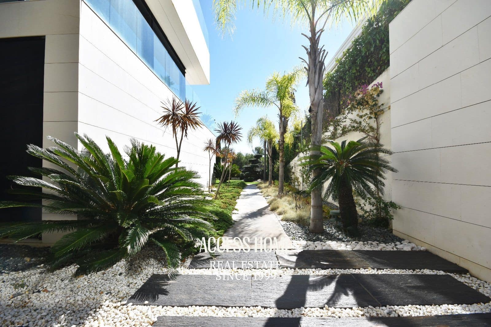 6 soverom Villa til salgs i Teia med svømmebasseng garasje - € 2 900 000 (Ref: 9146005)