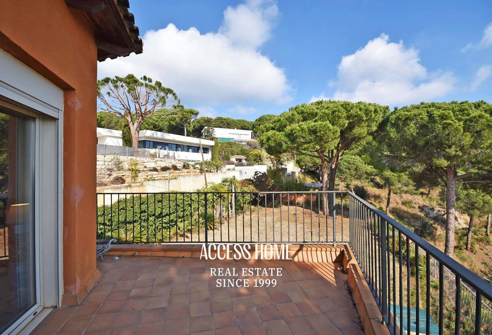 5 soverom Villa til salgs i Cabrils med svømmebasseng garasje - € 710 000 (Ref: 9146006)