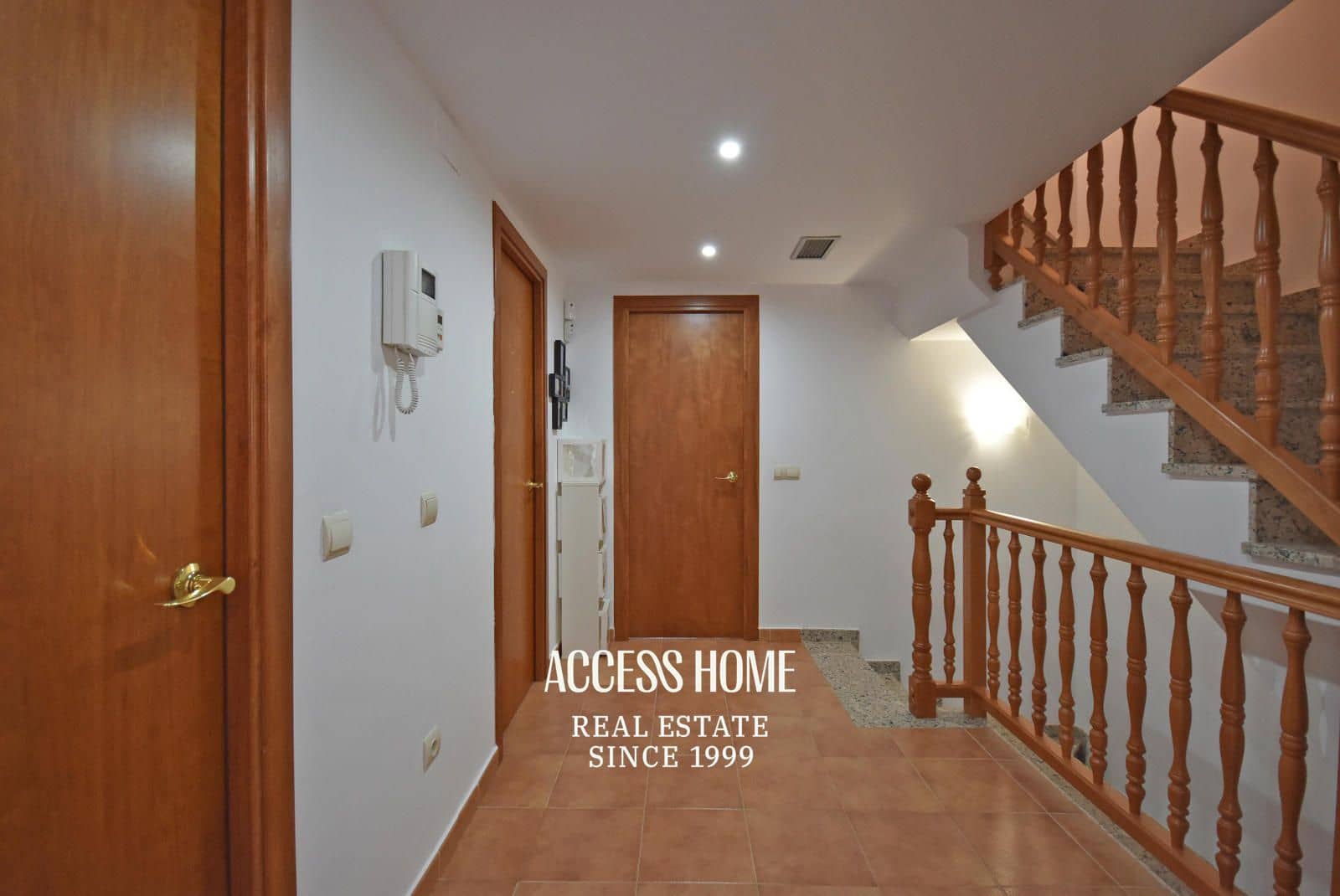 4 soverom Villa til salgs i Canet de Mar med garasje - € 675 000 (Ref: 9146007)