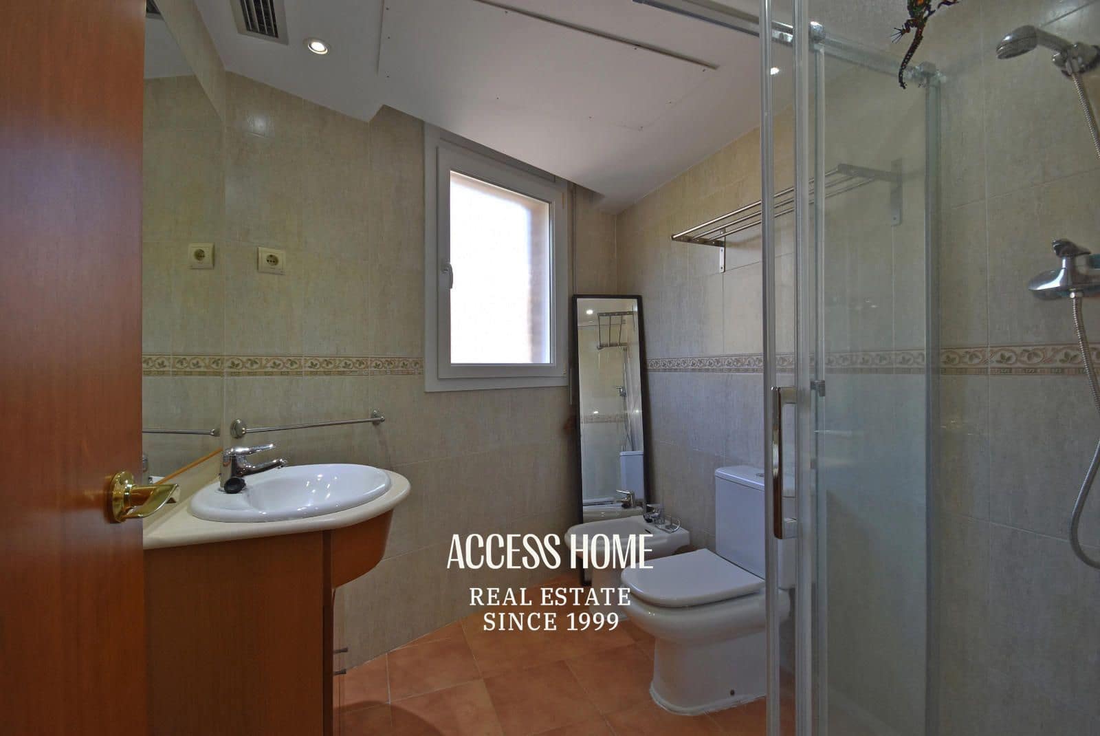 4 soverom Villa til salgs i Canet de Mar med garasje - € 675 000 (Ref: 9146007)