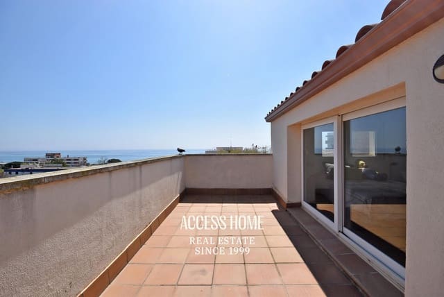 4 soveværelse Villa til salg i Canet de Mar med garage - € 675.000 (Ref: 9146007)