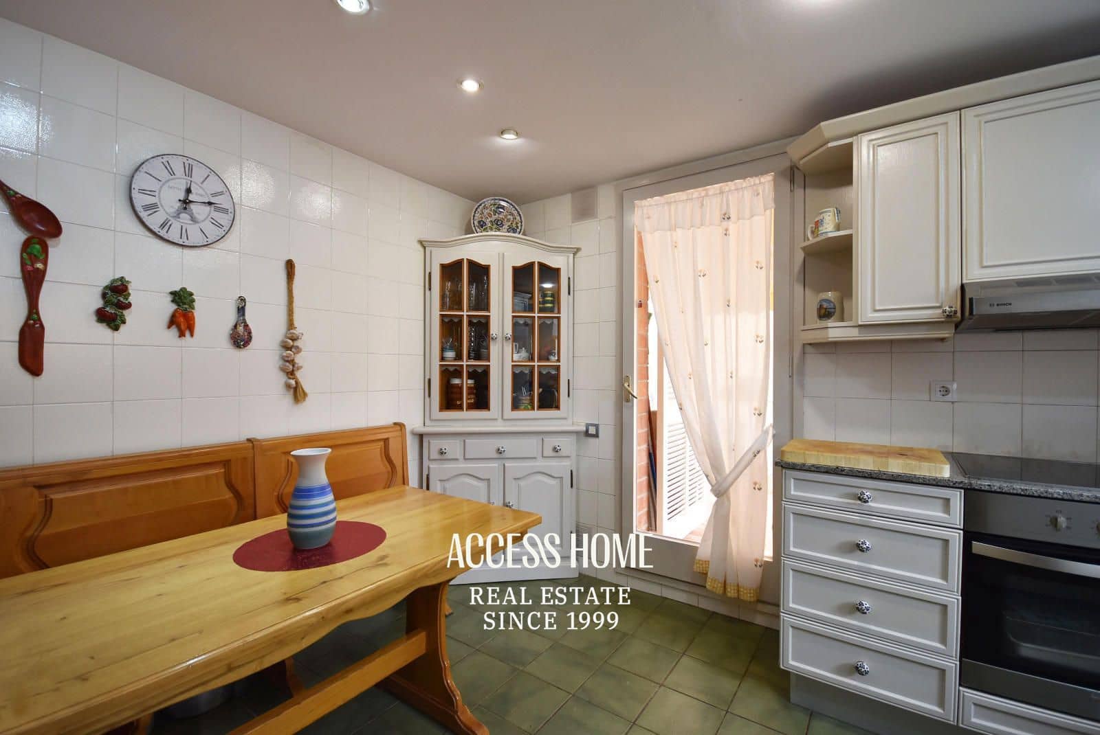 4 soveværelse Villa til salg i Tiana med swimmingpool garage - € 690.000 (Ref: 9146173)