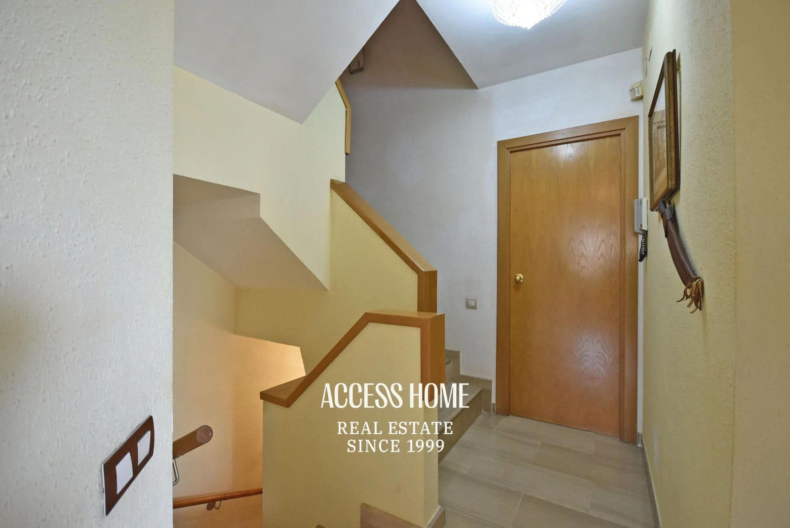 4 soveværelse Villa til salg i Tiana med swimmingpool garage - € 690.000 (Ref: 9146173)