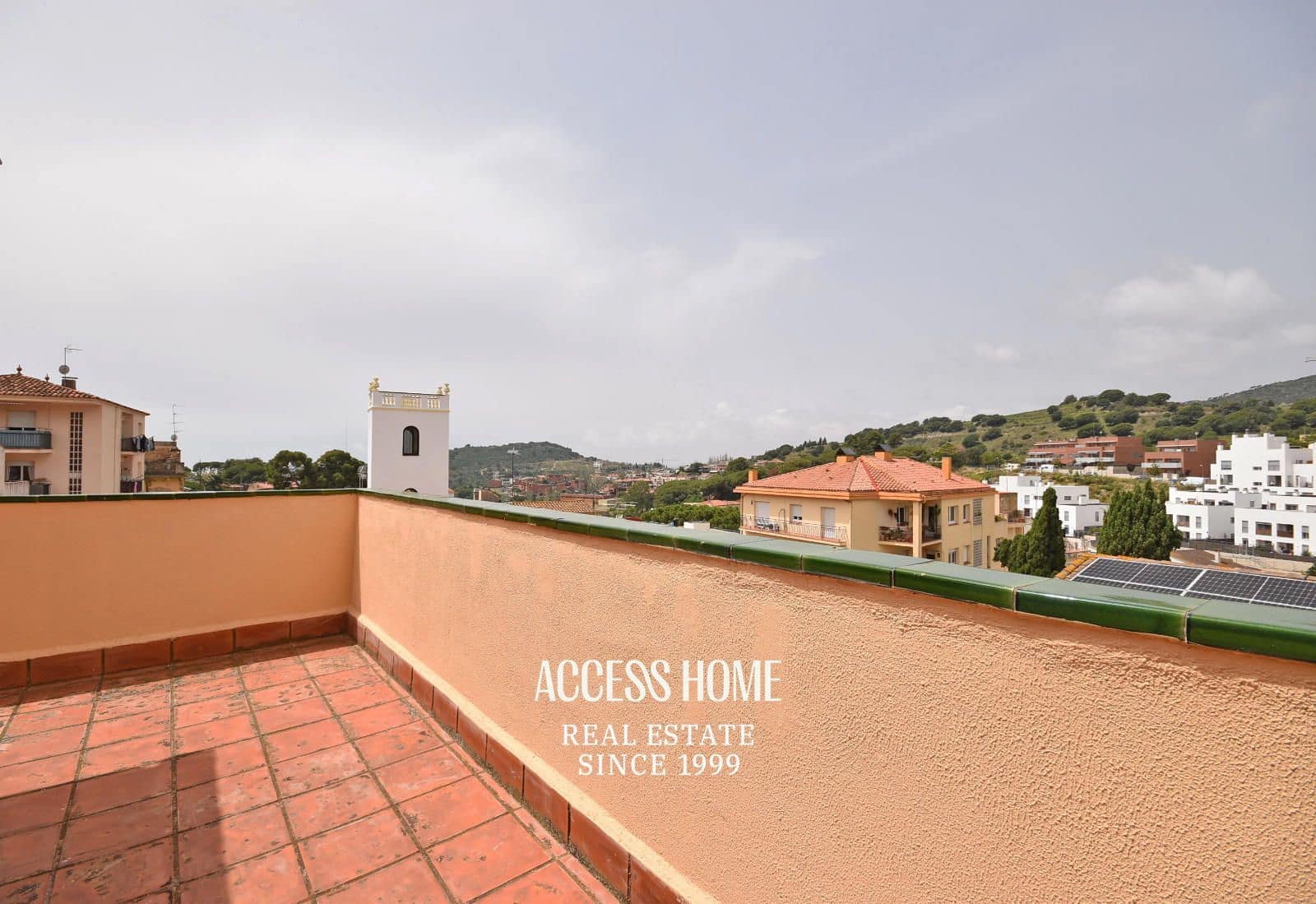 4 soveværelse Villa til salg i Tiana med swimmingpool garage - € 690.000 (Ref: 9146173)