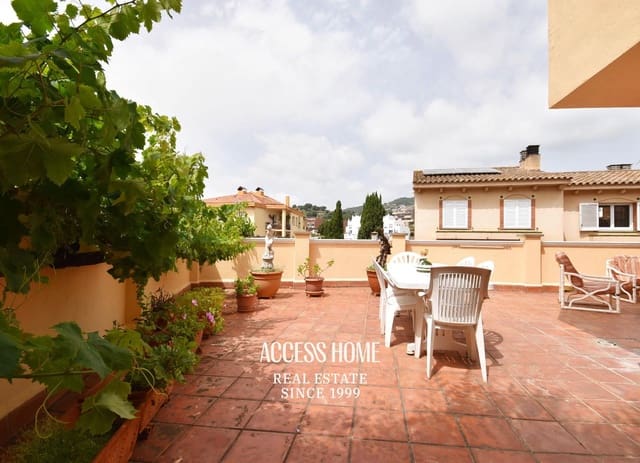 4 soveværelse Villa til salg i Tiana med swimmingpool garage - € 690.000 (Ref: 9146173)