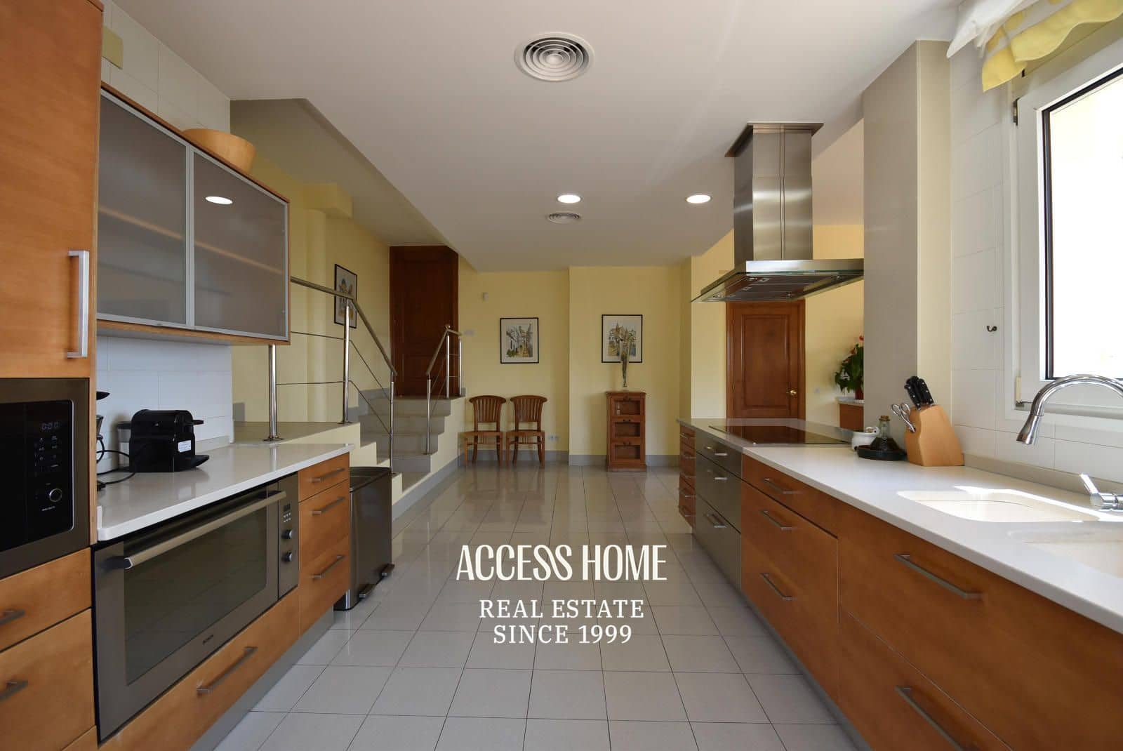 8 soveværelse Villa til salg i Badalona med swimmingpool garage - € 1.850.000 (Ref: 9146174)