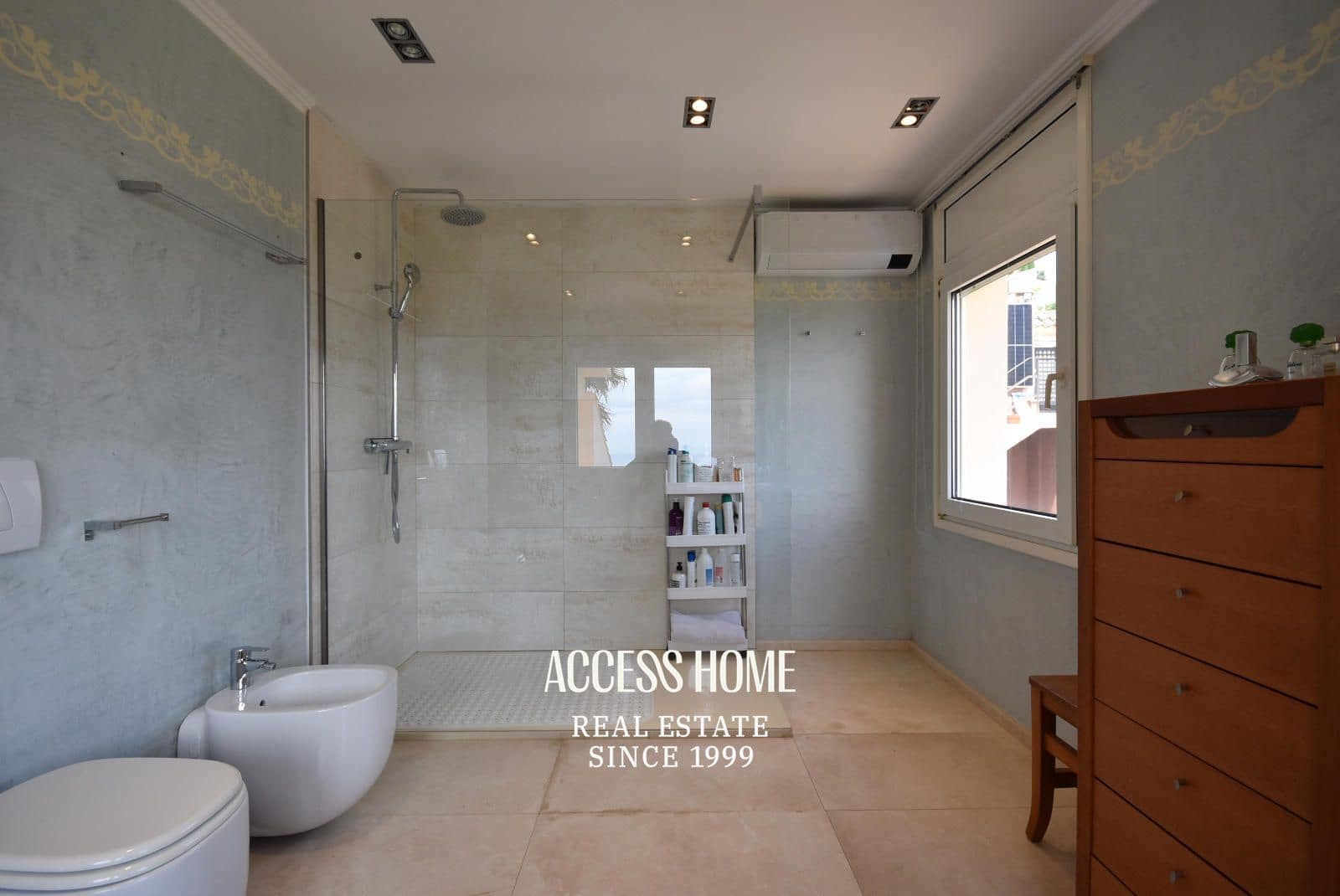 8 soveværelse Villa til salg i Badalona med swimmingpool garage - € 1.850.000 (Ref: 9146174)