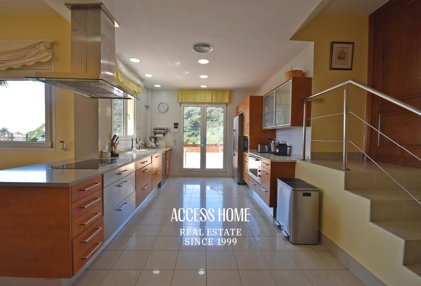 8 soveværelse Villa til salg i Badalona med swimmingpool garage - € 1.850.000 (Ref: 9146174)