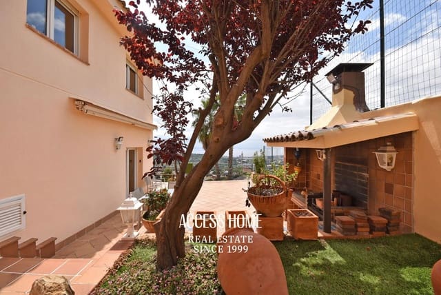 8 soverom Villa til salgs i Badalona med svømmebasseng garasje - € 1 850 000 (Ref: 9146174)