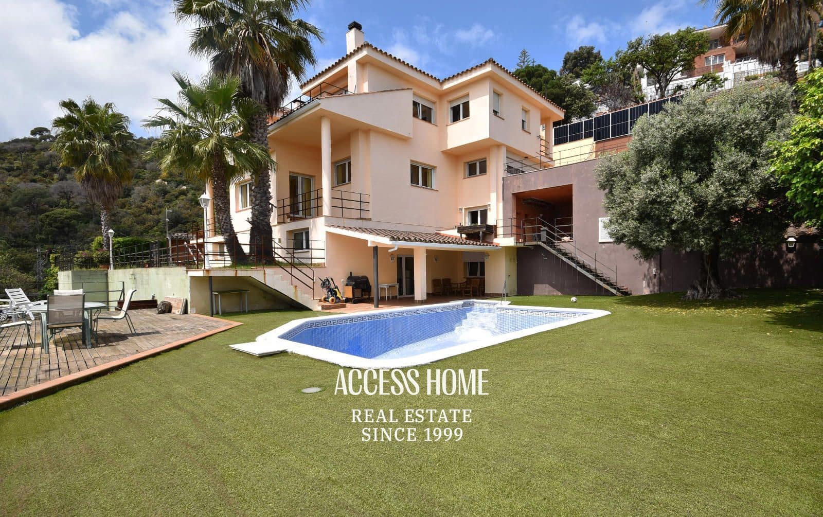 8 soveværelse Villa til salg i Badalona med swimmingpool garage - € 1.850.000 (Ref: 9146174)