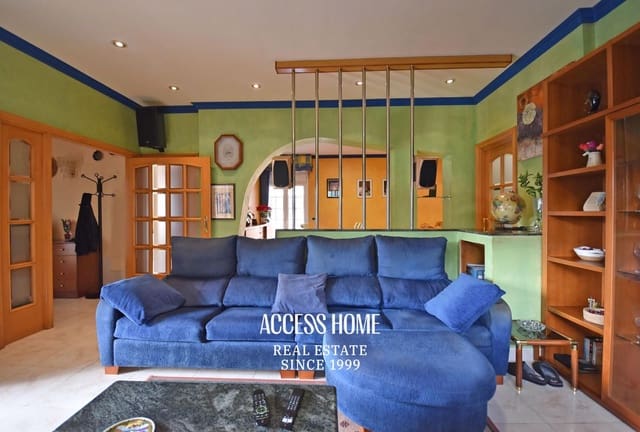 5 soveværelse Villa til salg i Premià de Mar med swimmingpool garage - € 820.000 (Ref: 9146179)