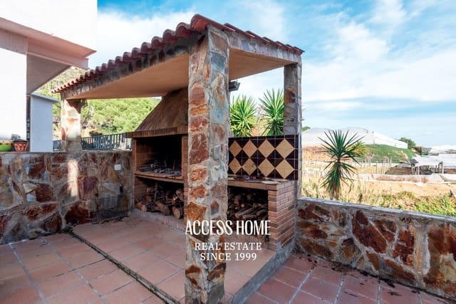 6 soverom Villa til salgs i Cabrils med svømmebasseng - € 950 000 (Ref: 9148040)