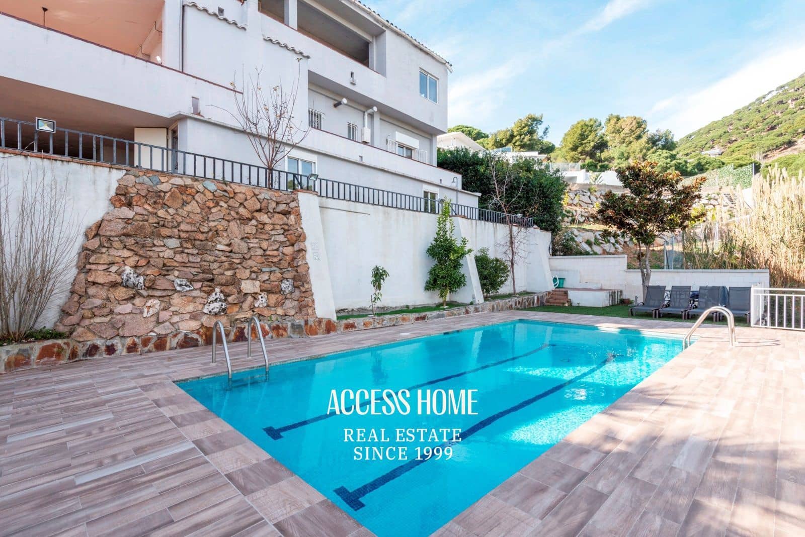 6 soveværelse Villa til salg i Cabrils med swimmingpool - € 950.000 (Ref: 9148040)