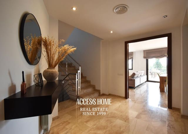 4 soveværelse Villa til salg i Tiana med swimmingpool garage - € 1.050.000 (Ref: 9148041)