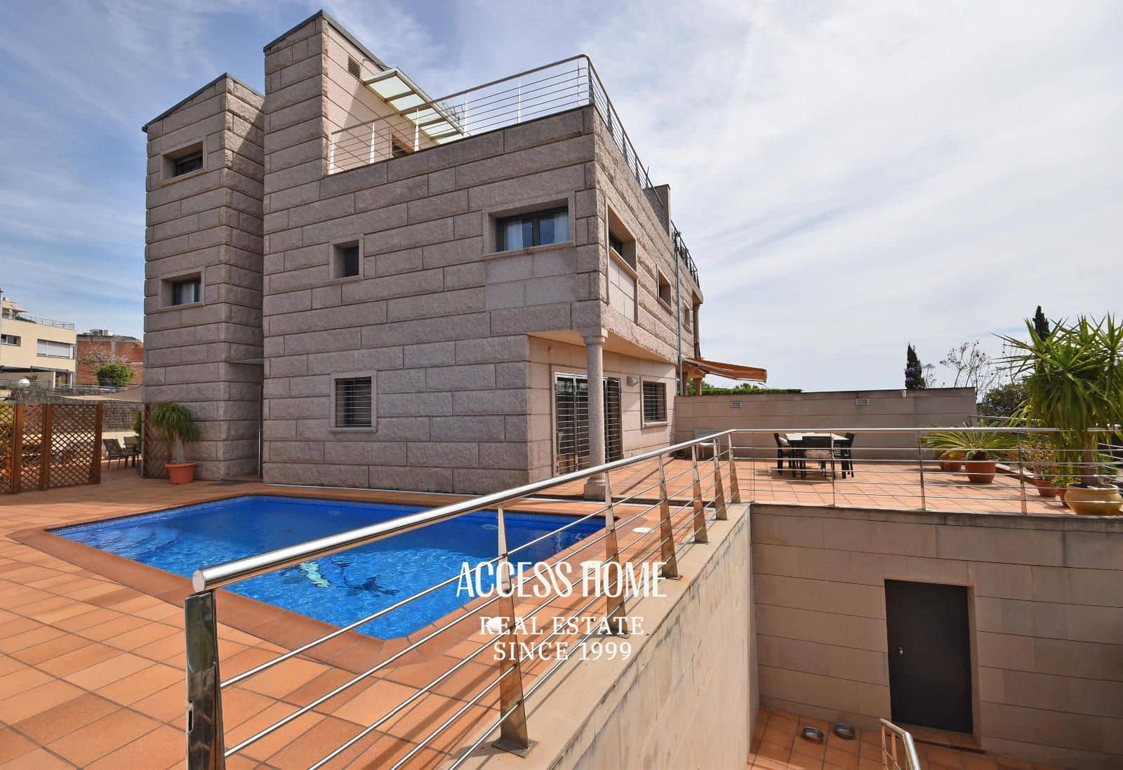 4 soveværelse Villa til salg i Tiana med swimmingpool garage - € 1.050.000 (Ref: 9148041)