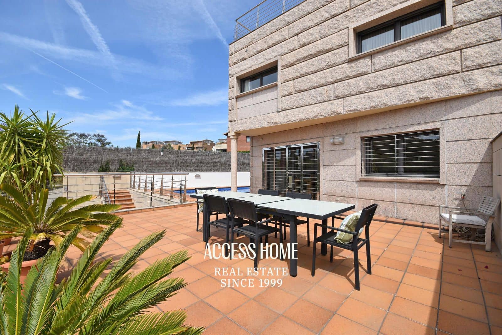 4 soveværelse Villa til salg i Tiana med swimmingpool garage - € 1.050.000 (Ref: 9148041)