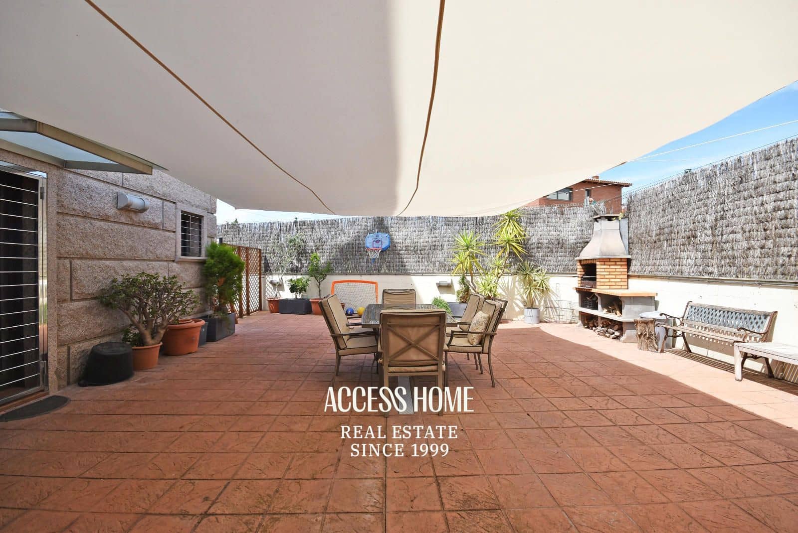 4 soveværelse Villa til salg i Tiana med swimmingpool garage - € 1.050.000 (Ref: 9148041)